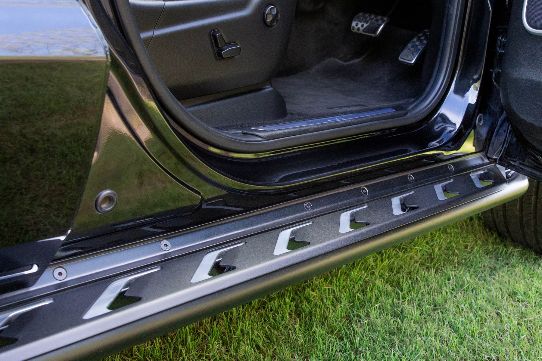 WK2 Rock Rails PREORDER AVAILABLE Seven Slot Off Road